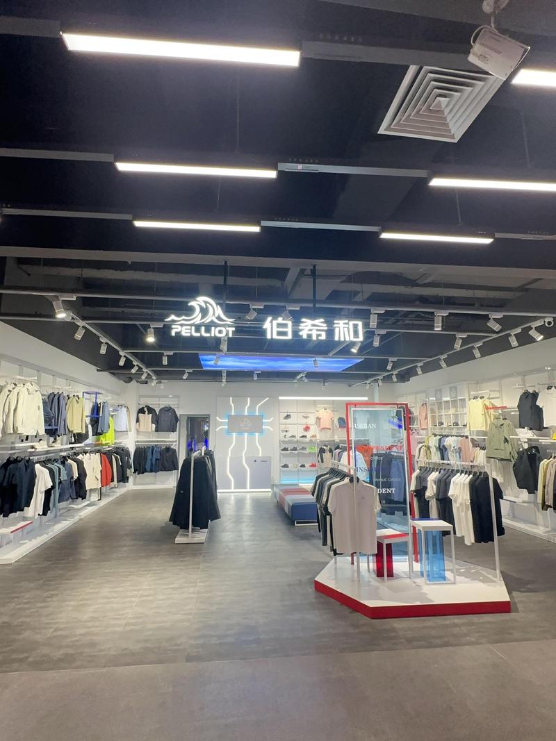 海口服饰市场案例分析:如何抓住潮流趋势